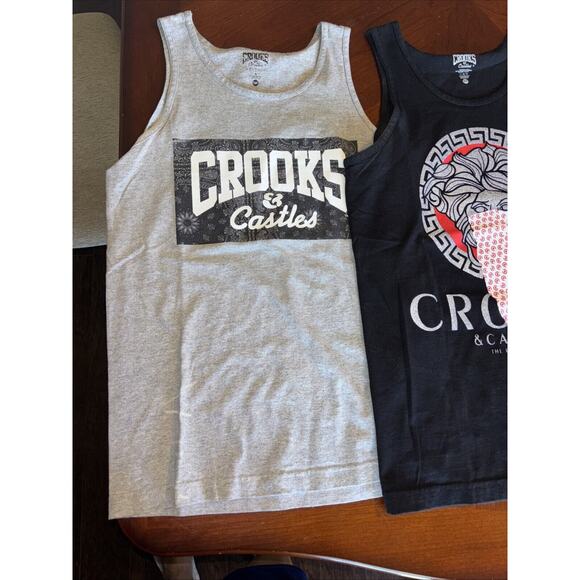 3 Crooks And Castles Mens Tank Top Small S Graphic Red Camjsa Medusa Logo Lotof3 - Picture 6 of 10